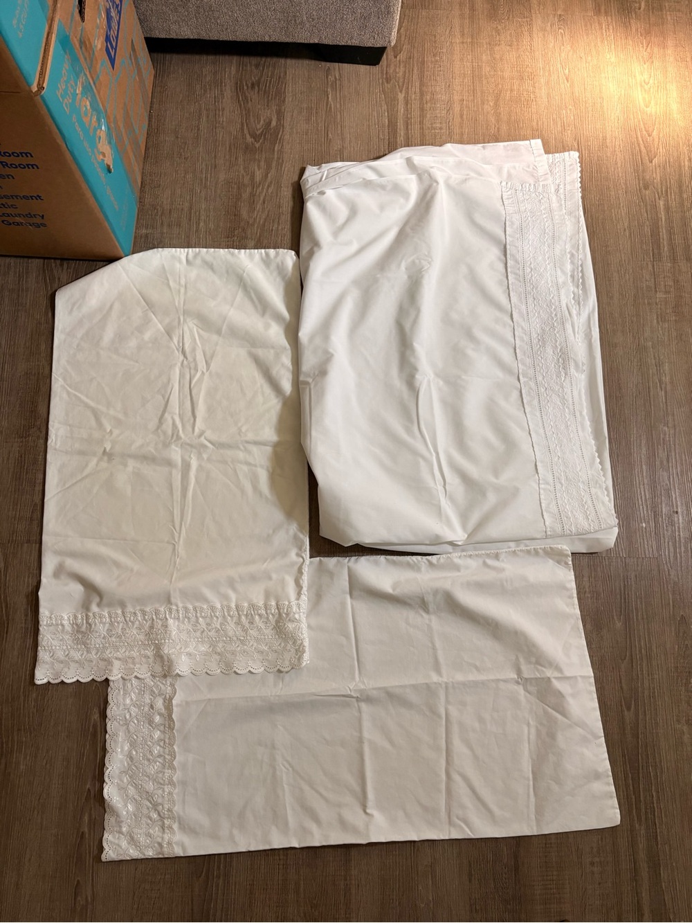 Vintage Fieldcrest Classic White Lace-Trim Bedding Set - 5 Piece